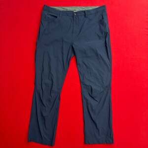 Eddie Bauer Blue Nylon Blend Golf Pants Mens 38 x 30 Lightweight